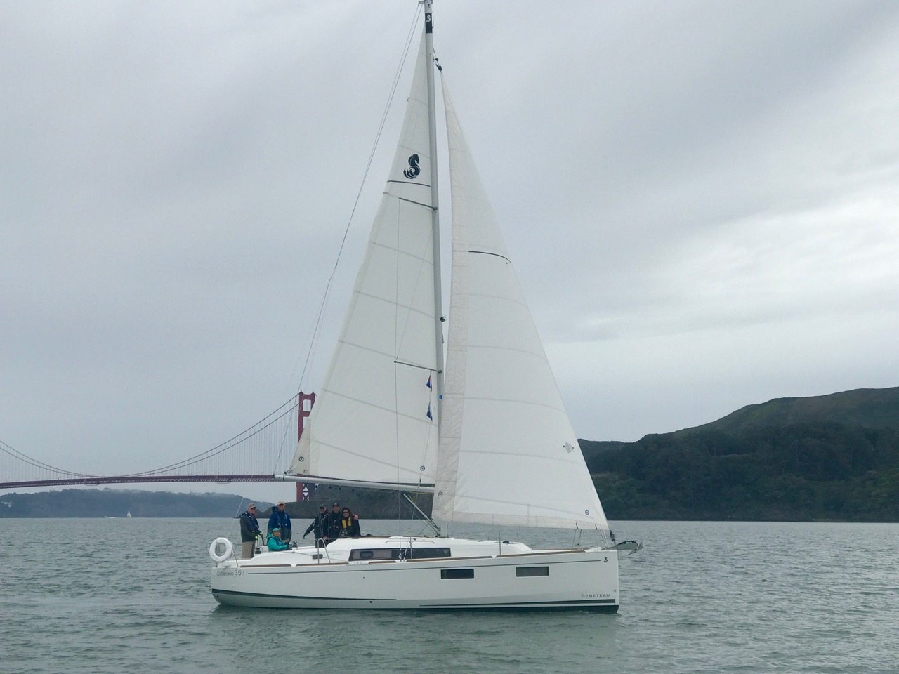 Beneteau 35.1 Lei Over sailing past the Golden Gate